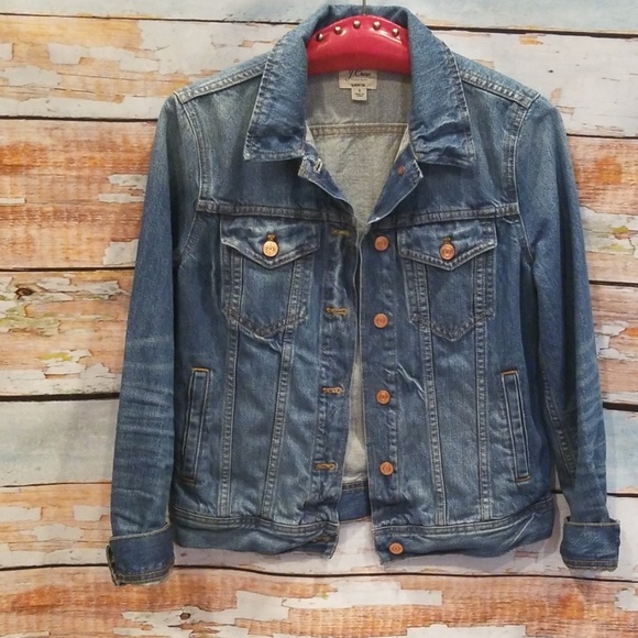 button jean jacket